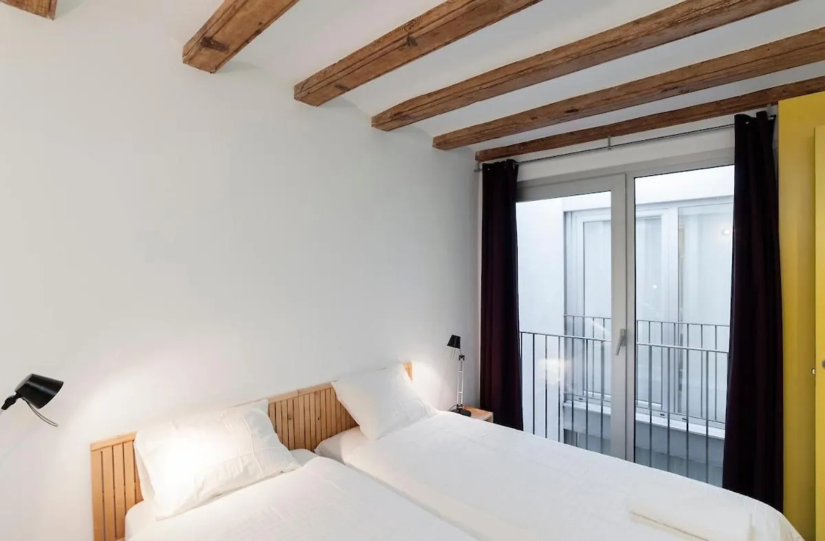 Central Azulete Barcelona Apartment